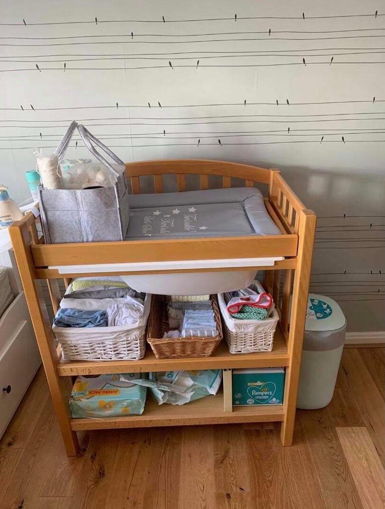 changing table and bath combo